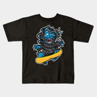 Cute Sasquatch or Bigfoot Snowboarder Kids T-Shirt